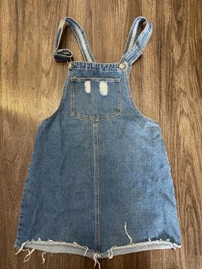 Overall denim skirt